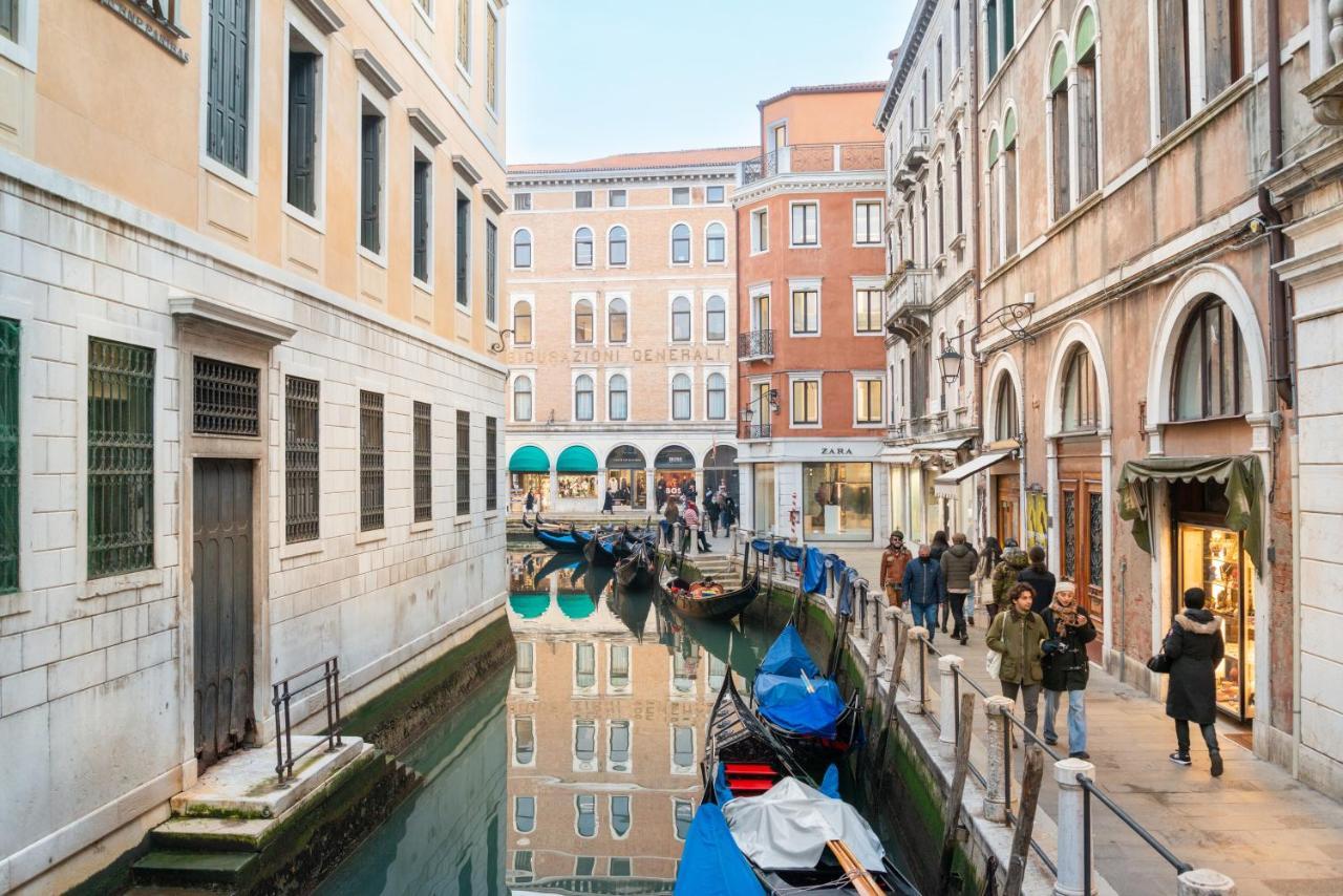 Ca' Alle Gondolette Venise Extérieur photo