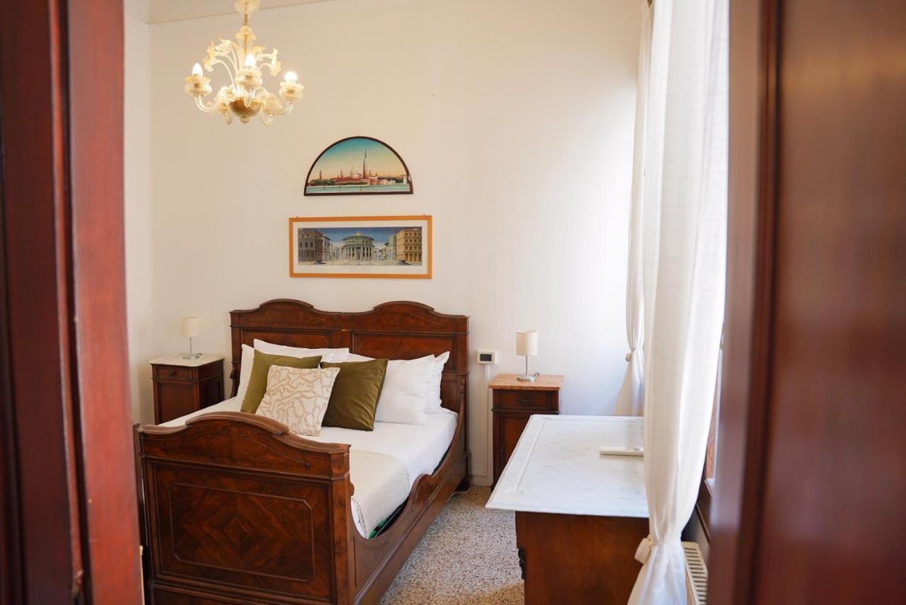 Ca' Alle Gondolette Venise Extérieur photo
